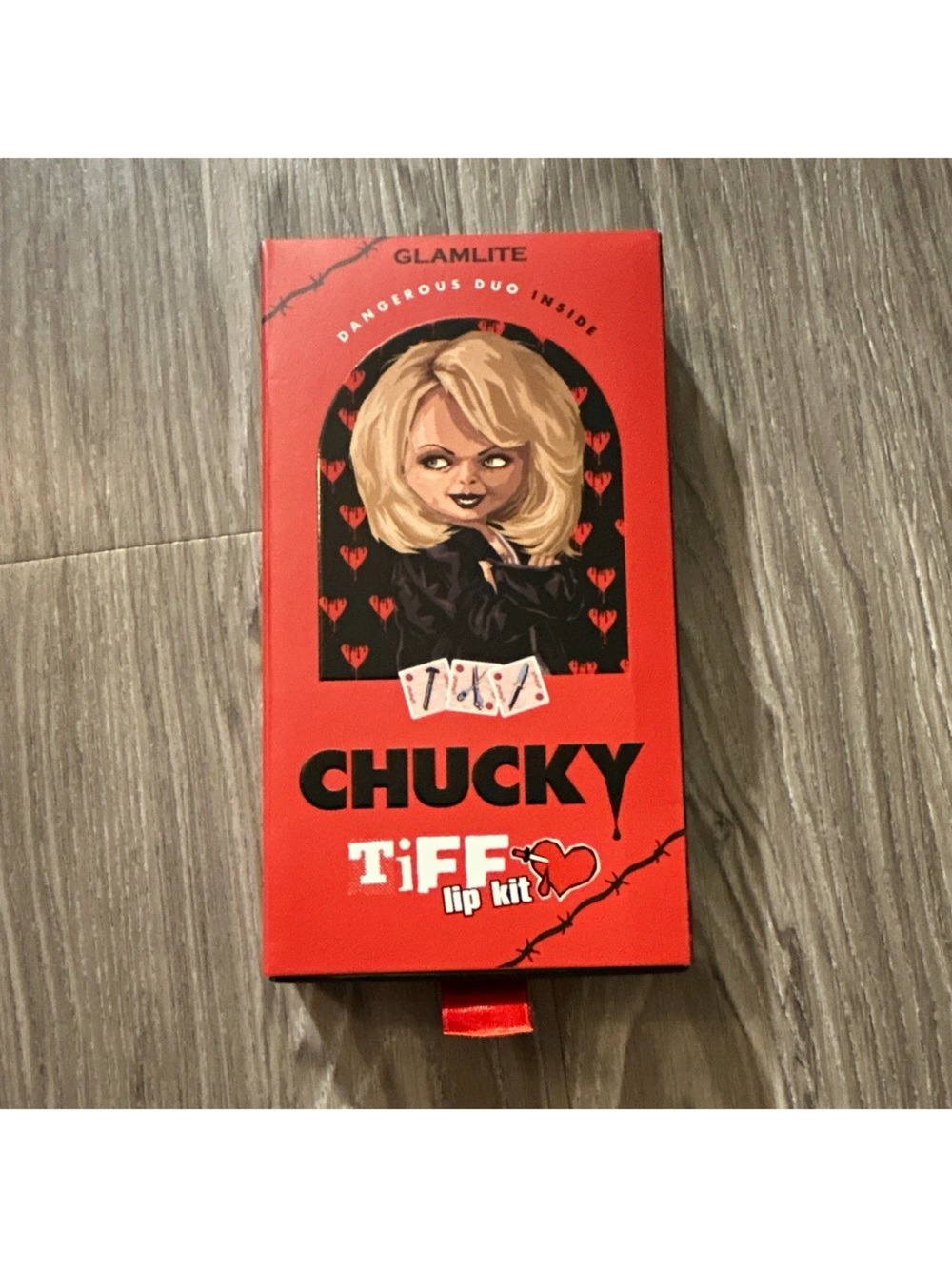 Chucky Tiff Lip Kit - Red - Picture 1 of 4